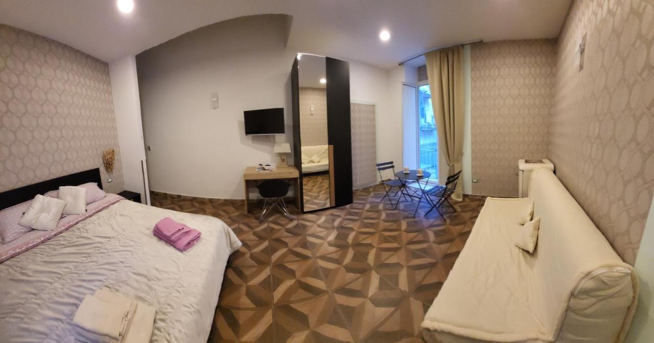 Vacanze Partenopee - San Liborio ナポリ エクステリア 写真